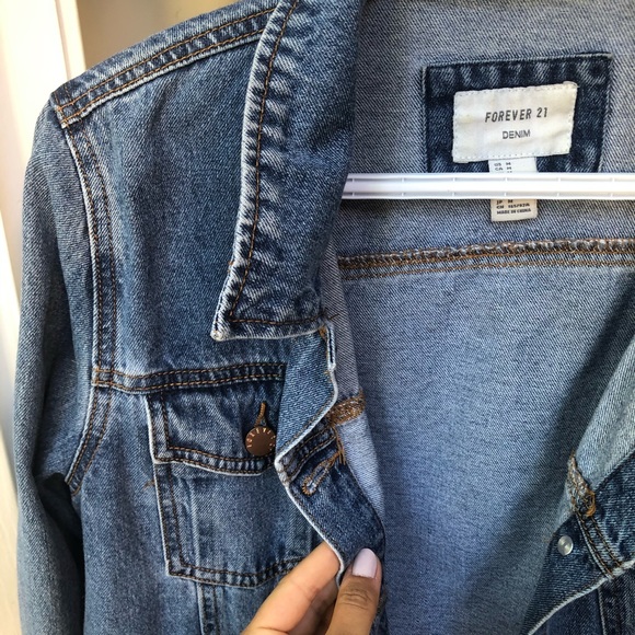 Classic Lightweight Denim Jacket - Picture 2 of 4